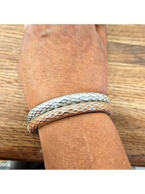 2 for 1 Retired Lia Sophia Diamond Pattern 2-sided Stretch Bangle Bracelets